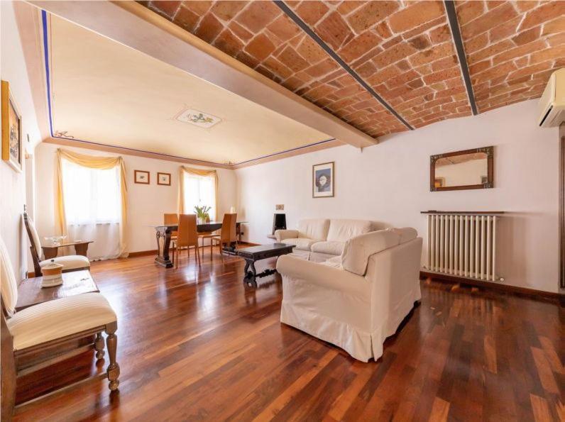Appartement Royal Domus Perugia - Via Mazzini Extérieur photo