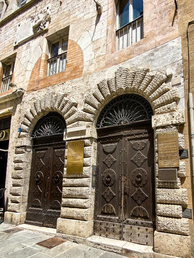 Appartement Royal Domus Perugia - Via Mazzini Extérieur photo